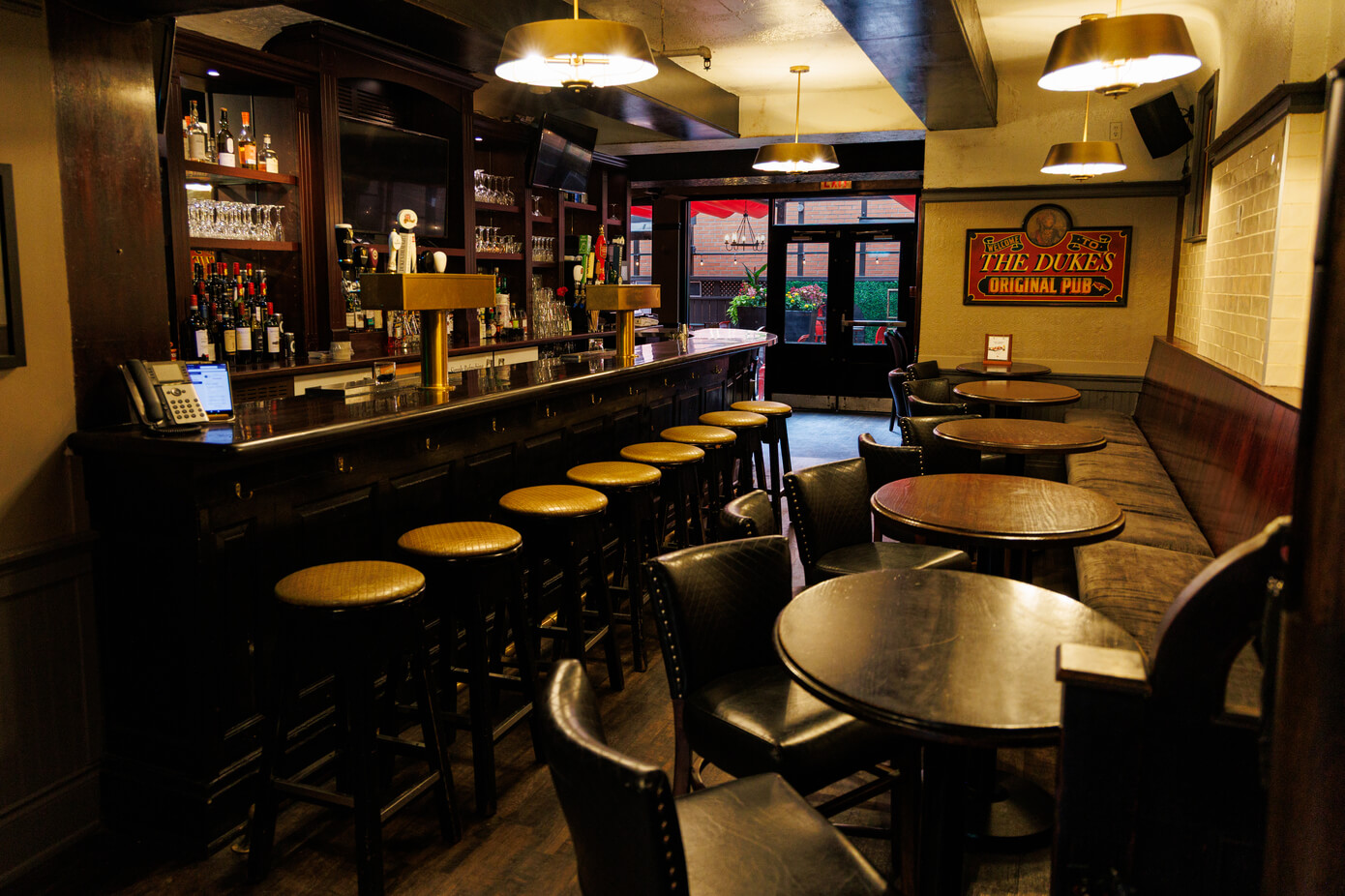 Full Restaurant 2
